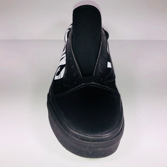 Vans Old Skool (Vans) Black & True White Sneakers - Picture 3 of 8